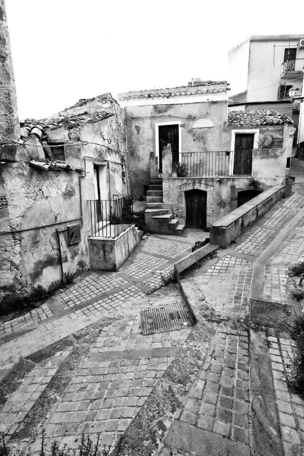 Willa Sopra La Piazza Agira Zewnętrze zdjęcie